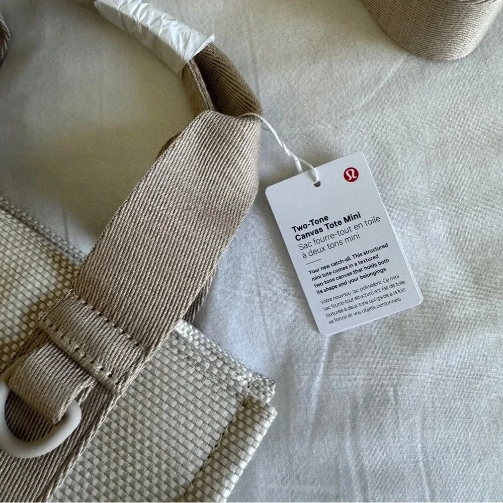 🆕 Lululemon Two Toned Canvas Tote Bag Mini 4.5L Mojave Tan Light Ivory - Picture 4 of 7